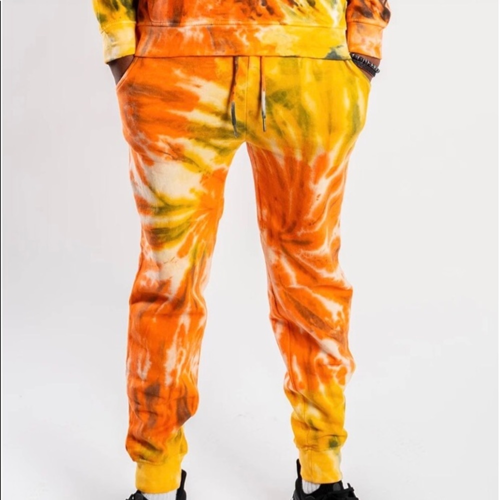 MEN Rust Tie Dye Sweatsuit - Picture 3 of 4